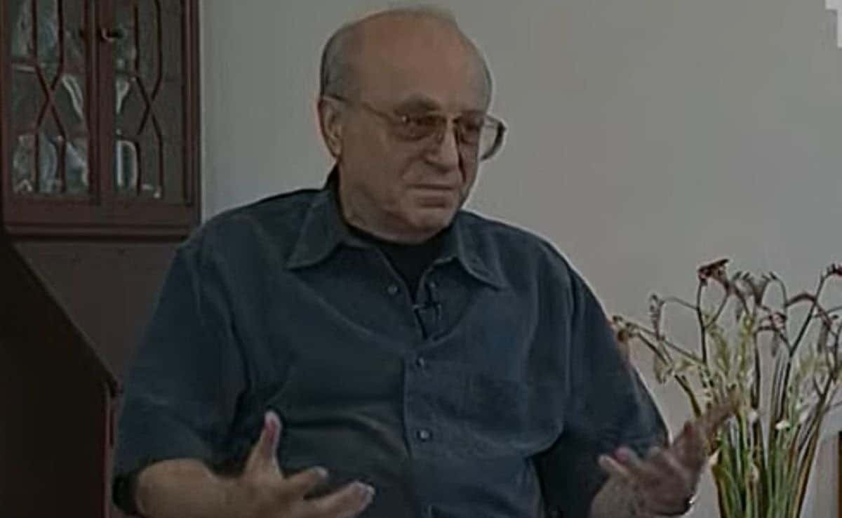 Doliu în televiziunea românească. A murit creatorul „Teleenciclopedia”, emisiunea care a scris istorie la TVR Doliu în televiziunea românească. A murit creatorul „Teleenciclopedia”, emisiunea care a scris istorie la TVR