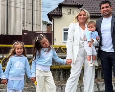 Momente emoționante în familia Laurei Cosoi. Cum îl surprind cele patru fetițe pe tatăl lor la împlinirea a 50 de ani Momente emoționante în familia Laurei Cosoi. Cum îl surprind cele patru fetițe pe tatăl lor la împlinirea a 50 de ani