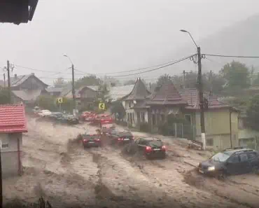 COD ROȘU de viituri în Prahova! Autoritățile sunt în alertă COD ROȘU de viituri în Prahova! Autoritățile sunt în alertă