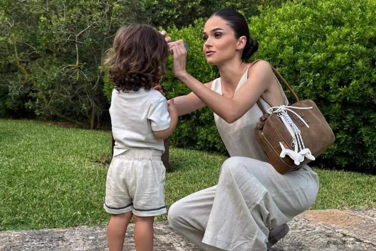 Imagini adorabile cu Sasha la Vocea României. Fiul lui Theo Rose a făcut show pe platou Imagini adorabile cu Sasha la Vocea României. Fiul lui Theo Rose a făcut show pe platou