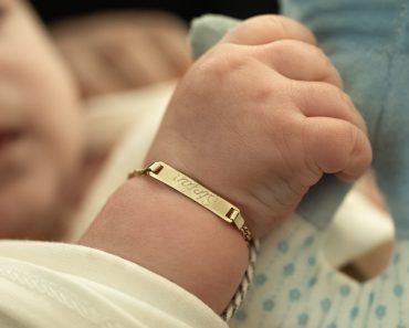 Care sunt cele mai răspândite nume din România. Clasamentul oficial al celor mai populare prenume