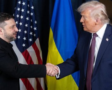 Impresionat de progresele Ucrainei pe câmpul de luptă, Trump a ajuns încântat de Zelenski. Un nou test al relației se dă la Casa Albă