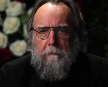 Ideologul lui Putin cere trimiterea pe front a elitelor ruse ca să lupte în „războiul sfânt care ar putea duce la sfârșitul lumii”