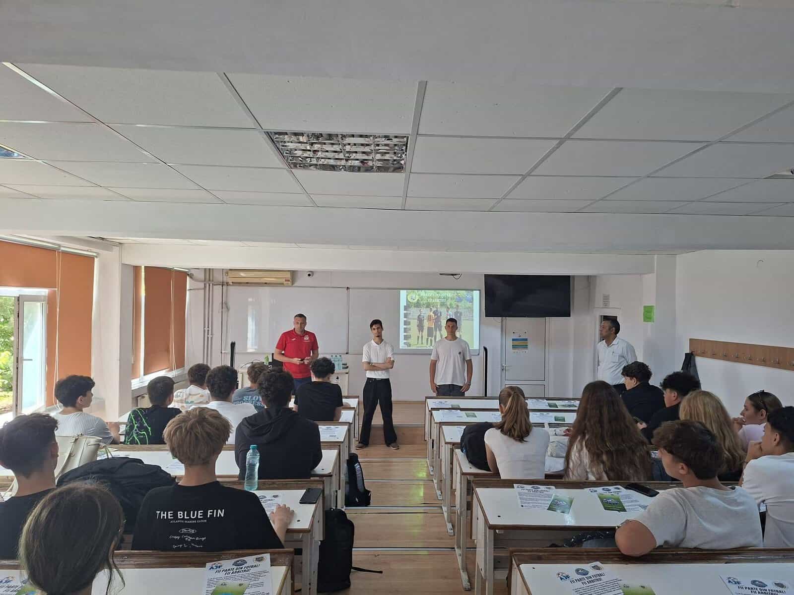 CJA Prahova organizează o nouă școală de arbitri – fotbal CJA Prahova organizează o nouă școală de arbitri – fotbal