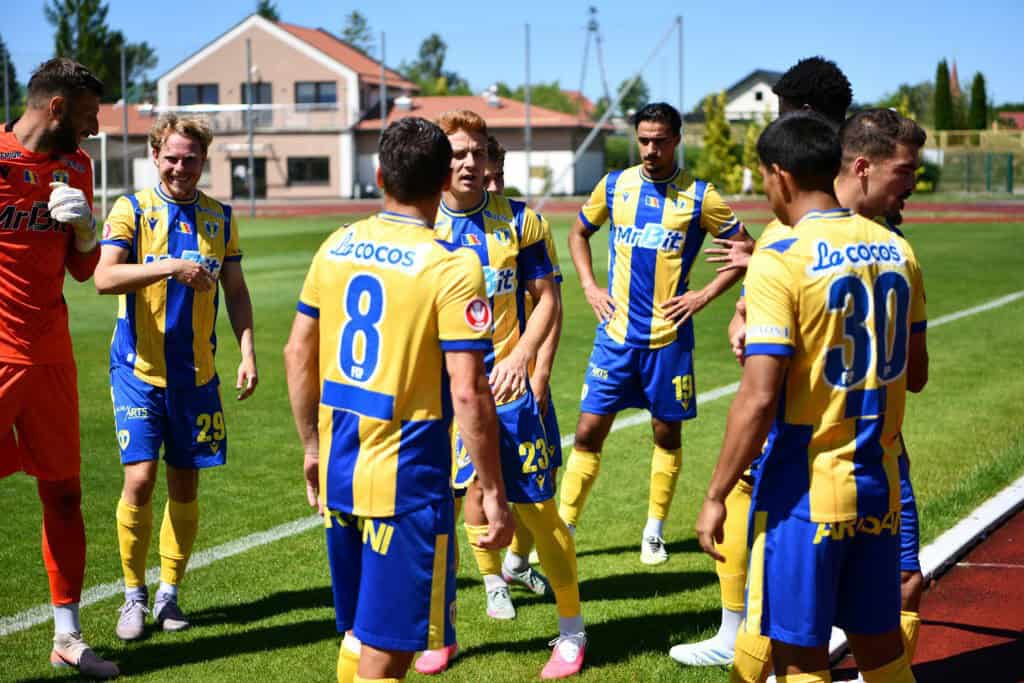 Petrolul s-a răcorit cu o înfrângere Petrolul s-a răcorit cu o înfrângere