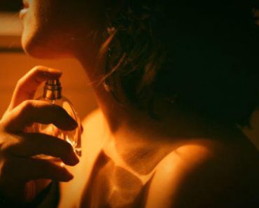 Cum recunoști un parfum care îți aparține cu adevărat