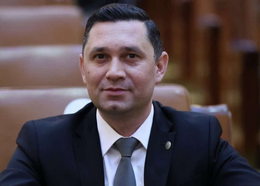 Deputatul PSD Prahova Bogdan Toader: 7 măsuri propuse pentru reducerea prețului carburanților la pompă Deputatul PSD Prahova Bogdan Toader: 7 măsuri propuse pentru reducerea prețului carburanților la pompă