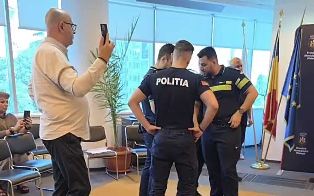 A FOST CHEMATĂ POLIȚIA NAȚIONALĂ împotriva ploieșteanului Gerard Georgescu, în ședința de CL. „Nu înțelegem de ce e nevoie de noi, care e infracțiunea comisă. Poliția Locală putea să își facă datoria, sunt instruiți”