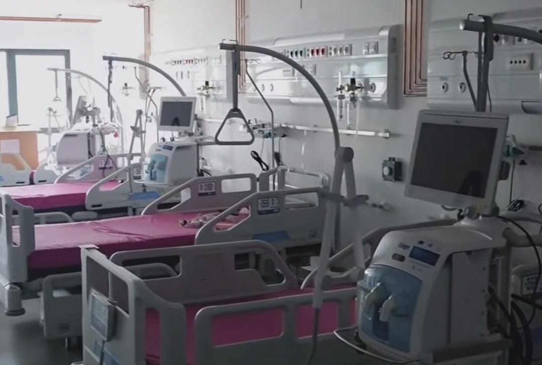 Virgil Nanu anunță stadiul lucrărilor la Spitalul Modular din Ploiești: Urmează montarea echipamentelor medicale Virgil Nanu anunță stadiul lucrărilor la Spitalul Modular din Ploiești: Urmează montarea echipamentelor medicale