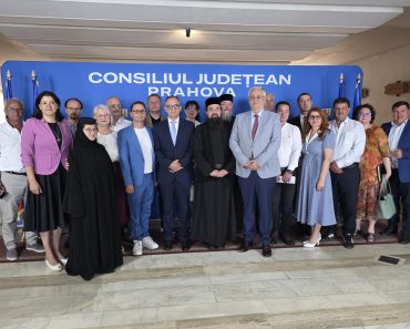 PRAHOVA, pe locul 1 la atragerea de fonduri europene, în mandatul lui Virgil Nanu. Proiecte de peste 258 de milioane de lei semnate, azi, la CJ Prahova, prin Programul Regional Sud-Muntenia PRAHOVA, pe locul 1 la atragerea de fonduri europene, în mandatul lui Virgil Nanu. Proiecte de peste 258 de milioane de lei semnate, azi, la CJ Prahova, prin Programul Regional Sud-Muntenia
