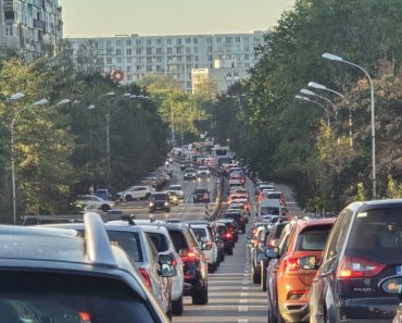 BĂTAIE DE JOC FĂRĂ MARGINI! Bulevardul se închide aproape O SĂPTĂMÂNĂ pentru o nouă paranghelie. De miercuri noapte până marți dimineață, Ploieștiul va fi paralizat complet de administrația Polițeanu! BĂTAIE DE JOC FĂRĂ MARGINI! Bulevardul se închide aproape O SĂPTĂMÂNĂ pentru o nouă paranghelie. De miercuri noapte până marți dimineață, Ploieștiul va fi paralizat complet de administrația Polițeanu!