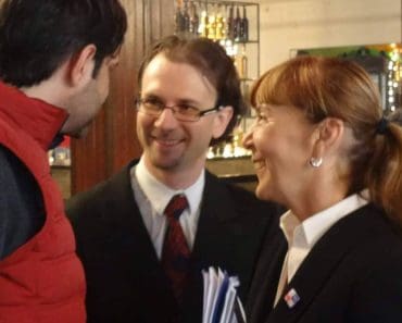 Aroganța FĂRĂ LIMITĂ A PRIMARULUI! Polițeanu râde de ploieștenii care reclamă lipsa apei calde și aglomerația pe unele străzi și îi avertizează sfidător: „Traficul va fi un infern, obișnuiți-vă cu disconfortul!” Aroganța FĂRĂ LIMITĂ A PRIMARULUI! Polițeanu râde de ploieștenii care reclamă lipsa apei calde și aglomerația pe unele străzi și îi avertizează sfidător: „Traficul va fi un infern, obișnuiți-vă cu disconfortul!”