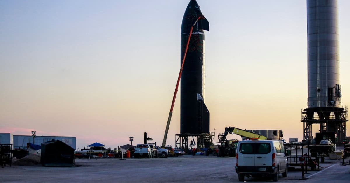 O rachetă SpaceX scăpată de sub control se va izbi de Lună cu peste 8.700 km/h. Când va avea loc impactul