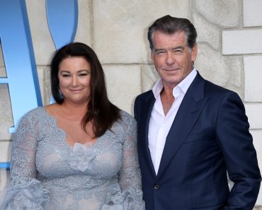 Pierce Brosnan, declarație emoționantă după 25 de ani de mariaj: „Îi iubesc cu adevărat fiecare formă a corpului” Pierce Brosnan, declarație emoționantă după 25 de ani de mariaj: „Îi iubesc cu adevărat fiecare formă a corpului”