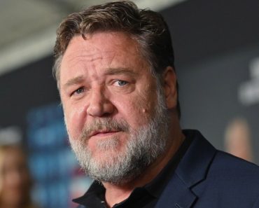 Transformare spectaculoasă pentru Russell Crowe. Cum arată acum celebrul actor după ce a slăbit 25 de kilograme Transformare spectaculoasă pentru Russell Crowe. Cum arată acum celebrul actor după ce a slăbit 25 de kilograme