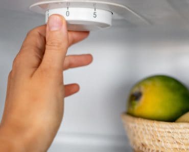 La câte grade trebuie setat frigiderul. Temperatura care păstrează alimentele în siguranță și poate reduce consumul de energie