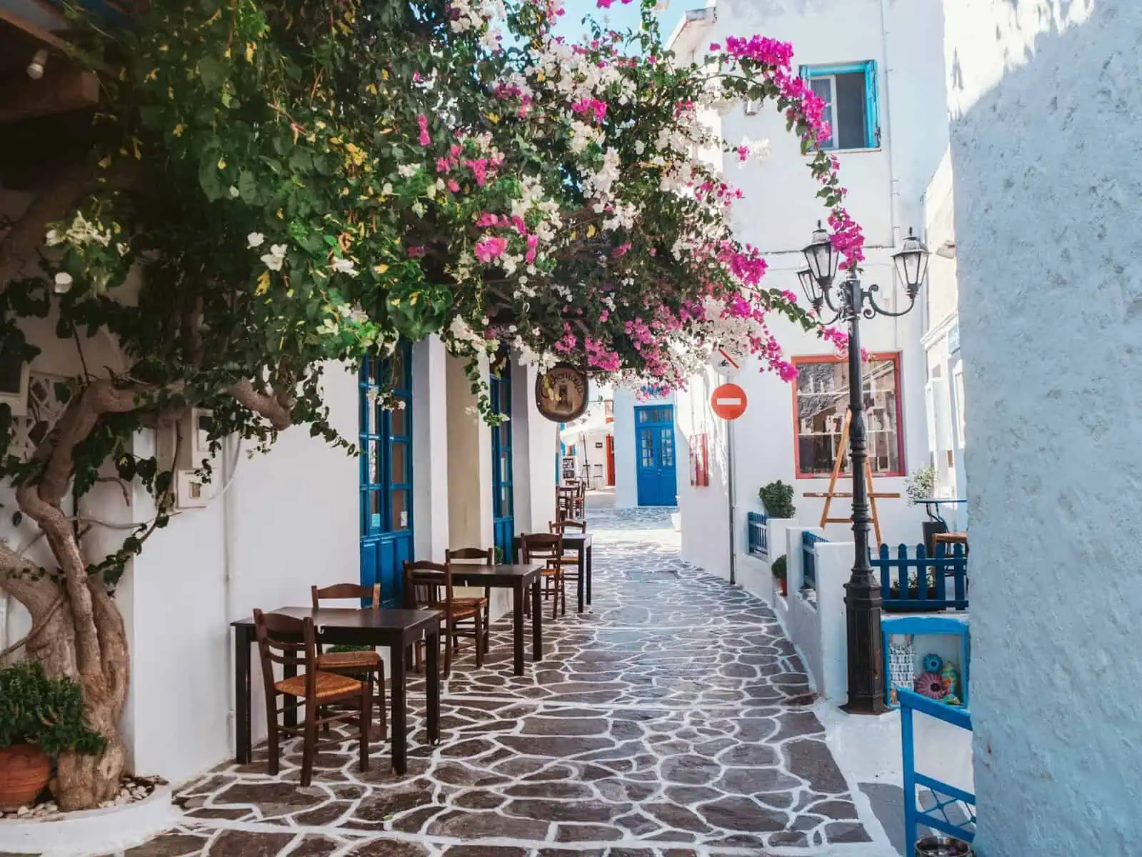 Grecia, sub lupa autorităților. Ce descoperiri au fost făcute în stațiunile turistice