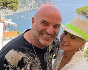 Dan Capatos, vacanță spectaculoasă în Marele Canion alături de familie. Imagine rară cu soția și fiul Dan Capatos, vacanță spectaculoasă în Marele Canion alături de familie. Imagine rară cu soția și fiul