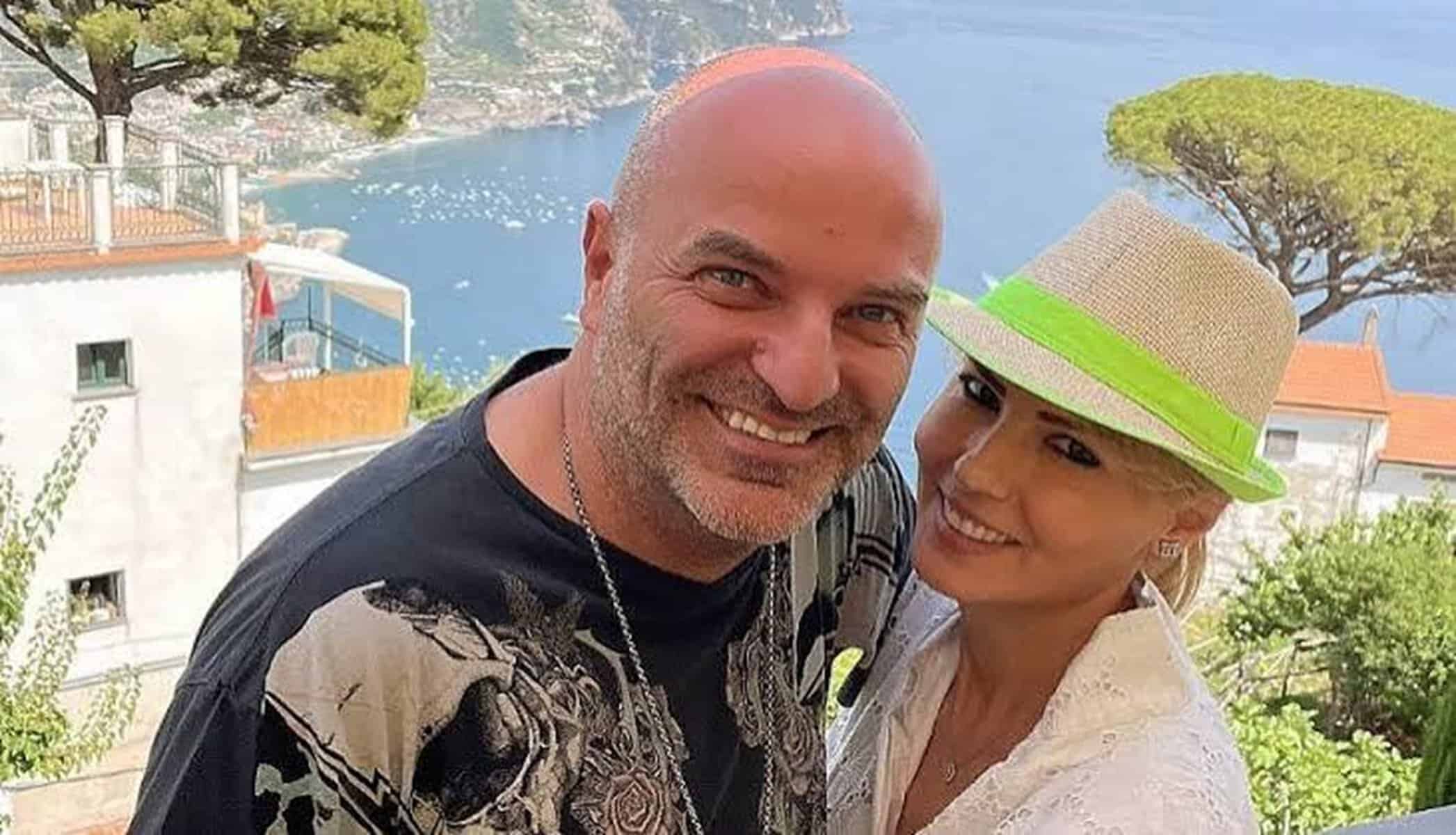 Dan Capatos, vacanță spectaculoasă în Marele Canion alături de familie. Imagine rară cu soția și fiul Dan Capatos, vacanță spectaculoasă în Marele Canion alături de familie. Imagine rară cu soția și fiul