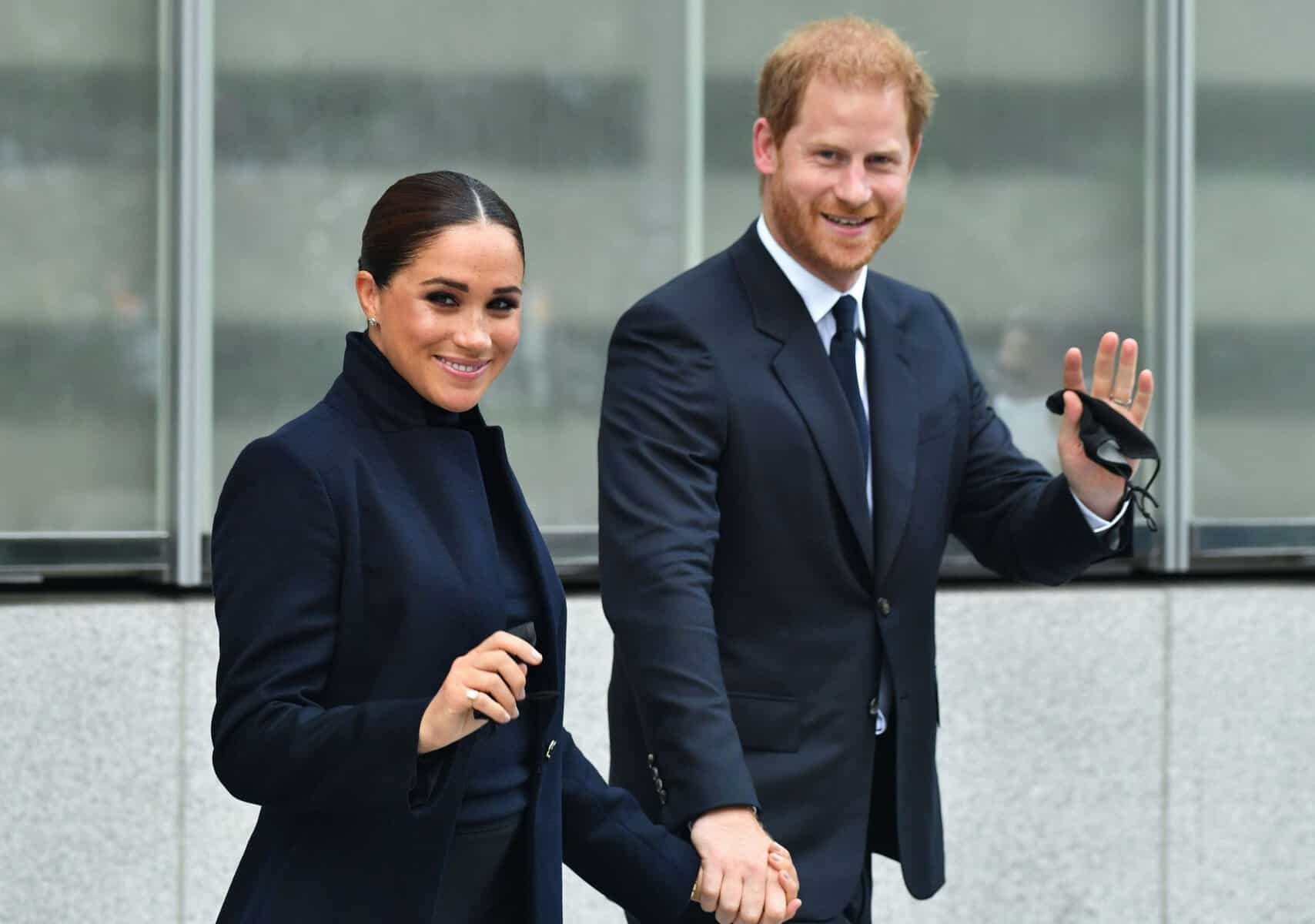 Meghan Markle și Prințul Harry au ajuns de râsul lumii! Documentarul lor, întrecut la box office de filmulețele cu pisici! Meghan Markle și Prințul Harry au ajuns de râsul lumii! Documentarul lor, întrecut la box office de filmulețele cu pisici!