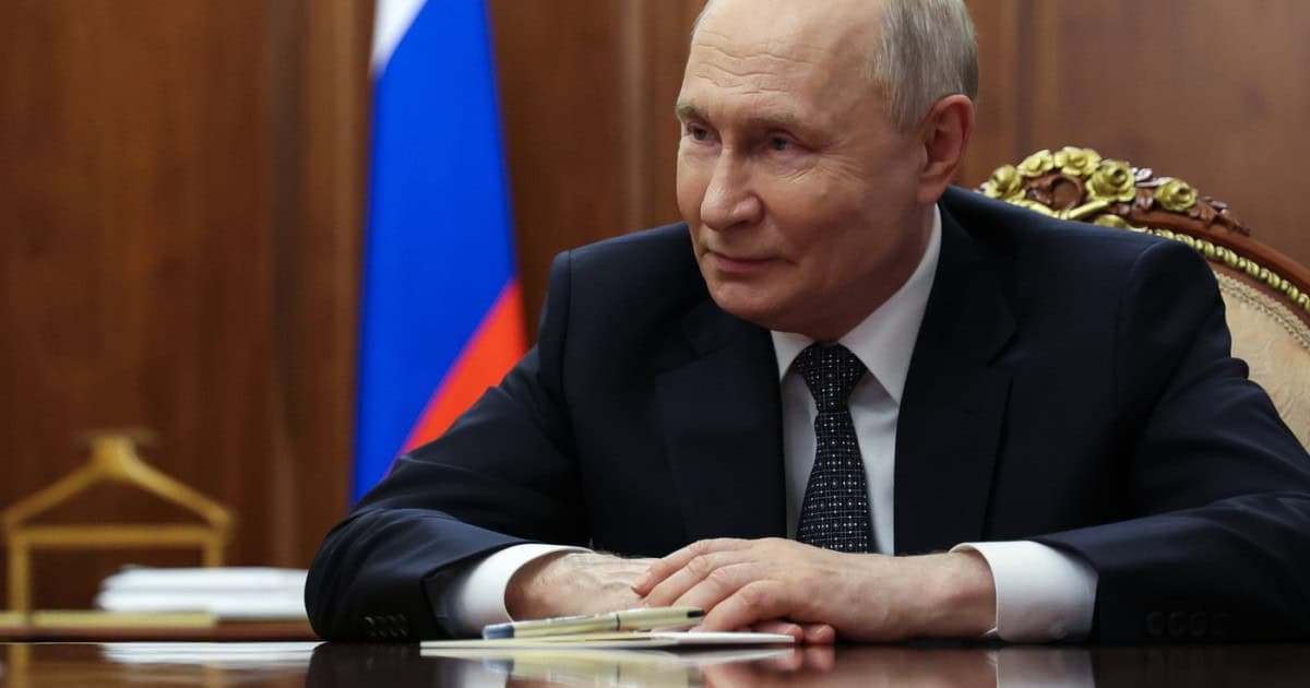 Ținuți în case și departe de ferestre: vizita lui Vladimir Putin într-un oraș din Rusia, însoțită de restricții pentru locuitori