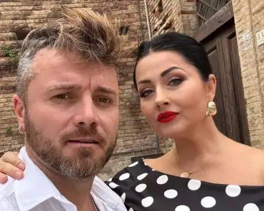 Ce fac Gabriela Cristea și Tavi Clonda în timp ce le este demolat conacul din Italia: „Lăsăm marea în urmă” Ce fac Gabriela Cristea și Tavi Clonda în timp ce le este demolat conacul din Italia: „Lăsăm marea în urmă”