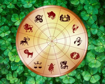 Cele 3 zodii care dau lovitura în următoarele luni! Surprize uriașe pentru acești nativi Cele 3 zodii care dau lovitura în următoarele luni! Surprize uriașe pentru acești nativi