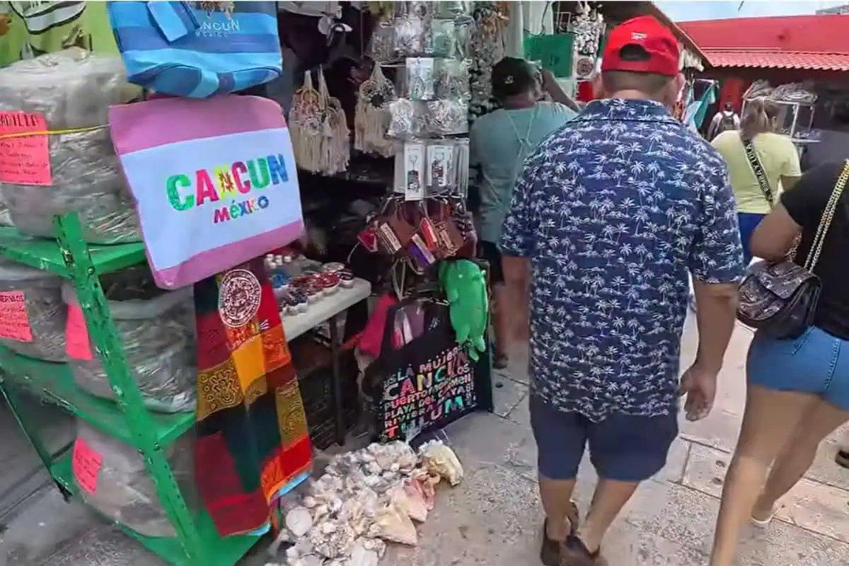 Cancún, dincolo de resorturile de lux. Un român arată realitatea: „Îți vine să vomiți” Cancún, dincolo de resorturile de lux. Un român arată realitatea: „Îți vine să vomiți”