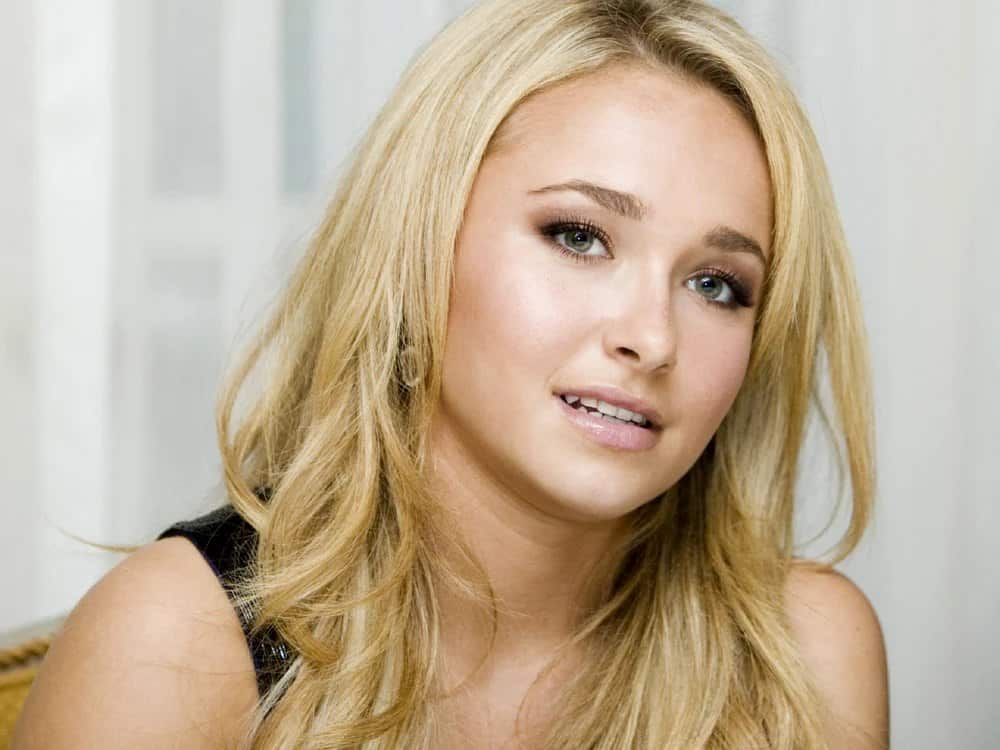 Ce ar fi provocat moartea lui Hayden Panettiere. Actrița s-a stins din viață la doar 36 de ani Ce ar fi provocat moartea lui Hayden Panettiere. Actrița s-a stins din viață la doar 36 de ani
