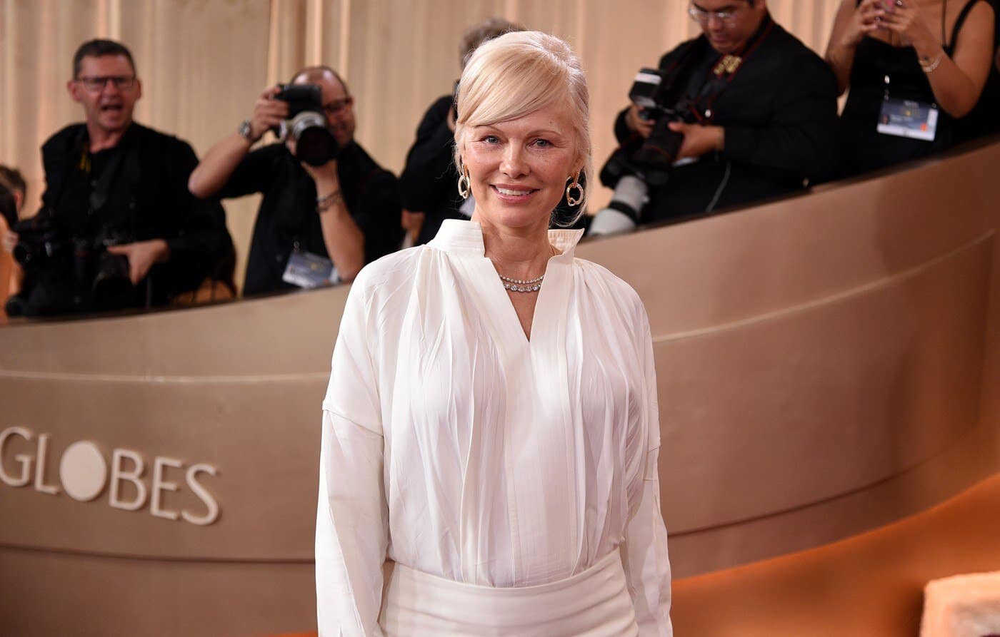 Pamela Anderson, secretul unei siluete de invidiat la 59 de ani. Nu merge la sală, dar face asta zilnic