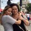 Laura Cosoi, copleșită de emoții când și-a revăzut mama în fotografii. Ce obiect de suflet a păstrat vedeta