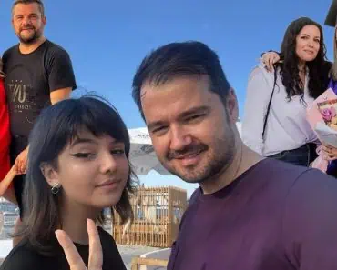 Ce frumușele și istețe sunt fiicele soliștilor de la 3 Sud Est! Ce pasiuni au și care dintre ele moștenesc talentul muzical Ce frumușele și istețe sunt fiicele soliștilor de la 3 Sud Est! Ce pasiuni au și care dintre ele moștenesc talentul muzical
