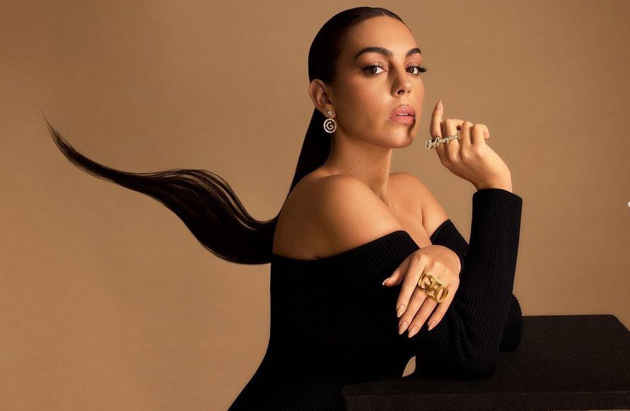 Georgina Rodríguez a strălucit la cununia cu Cristiano Ronaldo în peste 250 de carate de diamante. Cât valorează bijuteriile spectaculoase