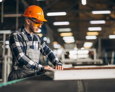 Medic oncolog, muncitor necalificat în construcții. De ce nu poate profesa, deși spitalul din Tulcea are nevoie de specialiști Medic oncolog, muncitor necalificat în construcții. De ce nu poate profesa, deși spitalul din Tulcea are nevoie de specialiști