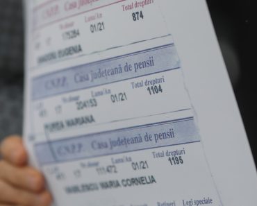 Cât timp trebuie păstrate taloanele de pensie. Documentele pe care românii nu ar trebui să le arunce: Situațiile în care pot fi cerute
