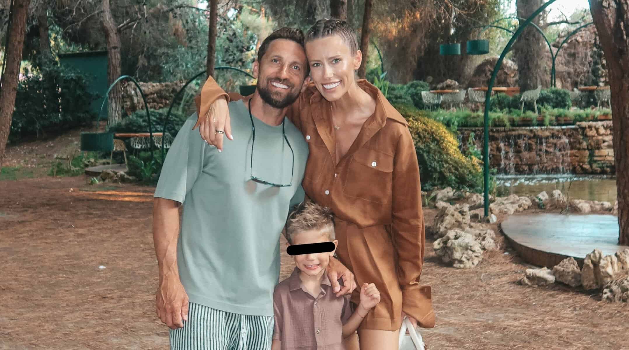 Dani Oțil și soția, vacanță în Santorini: „Nu suntem la Botoșani!” Dani Oțil și soția, vacanță în Santorini: „Nu suntem la Botoșani!”