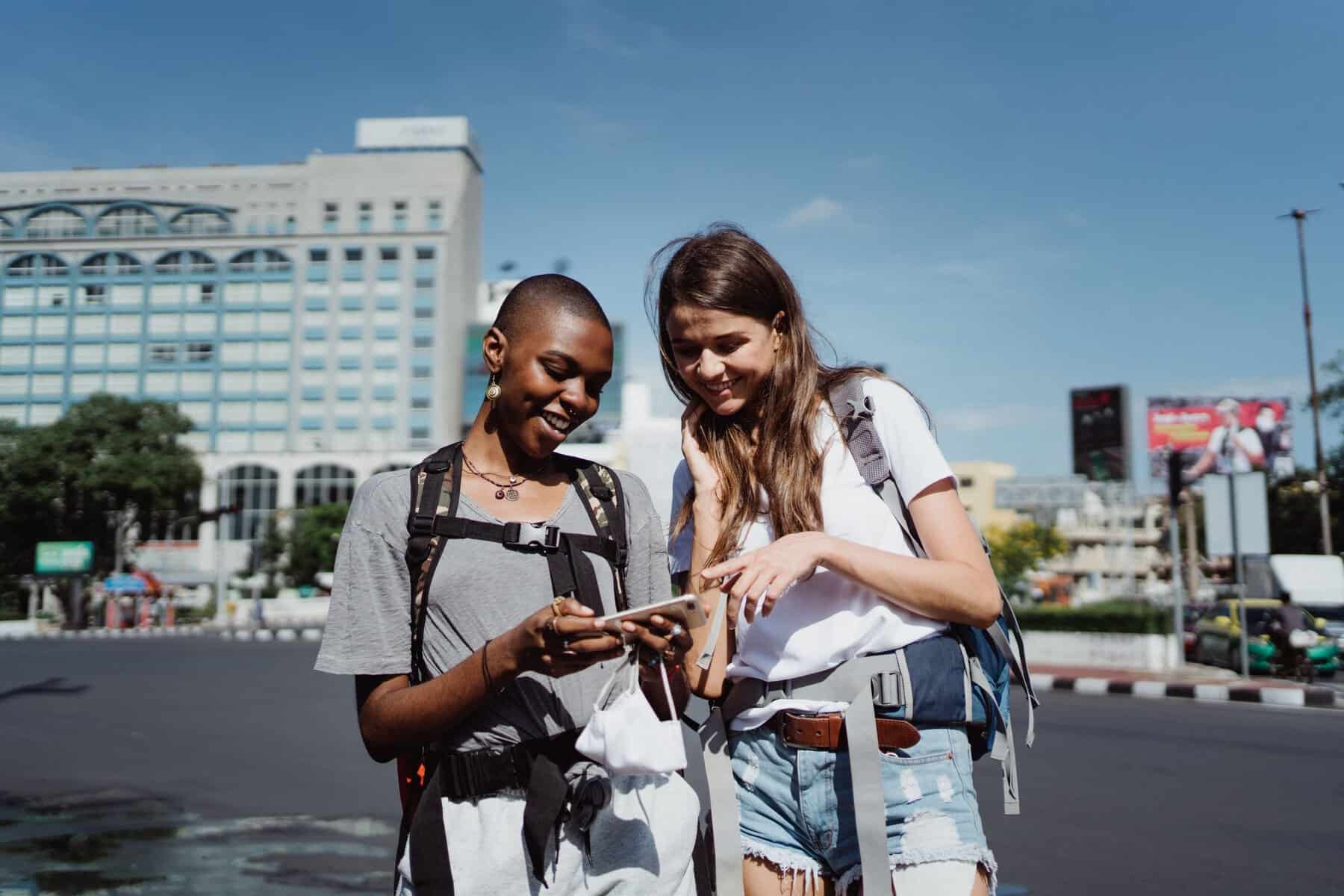 „Am văzut pe TikTok”: 48% dintre tinerii din Generația Z recunosc că fac asta înainte să plece în vacanță „Am văzut pe TikTok”: 48% dintre tinerii din Generația Z recunosc că fac asta înainte să plece în vacanță