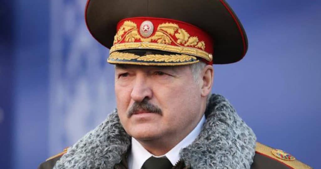 Aleksandr Lukașenko, la o întâlnire cu un guvernator rus: „Astăzi, suntem nevoiți să ne aflăm în prima linie alături de voi”