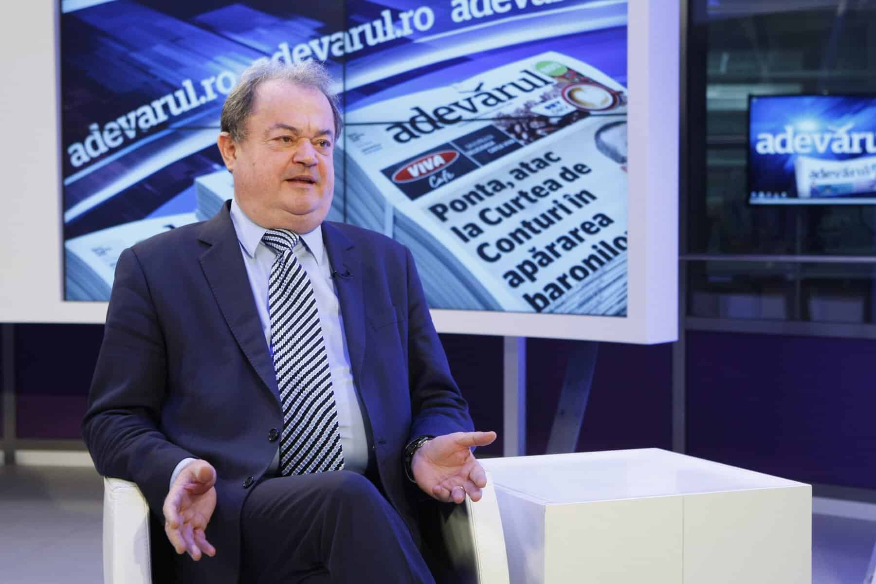 Moment neașteptat în Senat: Vasile Blaga a apărut dezbrăcat la ședința online. „Cine e în pielea goală acolo?”