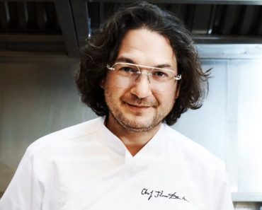 Florin Dumitrescu, imagini rare din vila în care locuiește cu familia! Cum arată noua bucătărie a celebrului chef