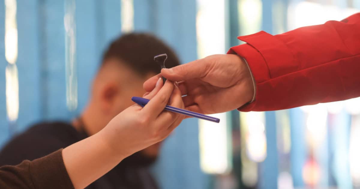 Pe cine ar vota bucureștenii dacă ar fi alegeri. Partidul clasat pe primul loc ar obține 22% din voturi (sondaj CURS)