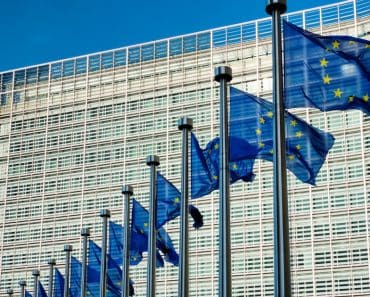 Prima reacție a Comisiei Europene după ce România a pierdut 770 de milioane de euro din PNRR din cauza Legii salarizării
