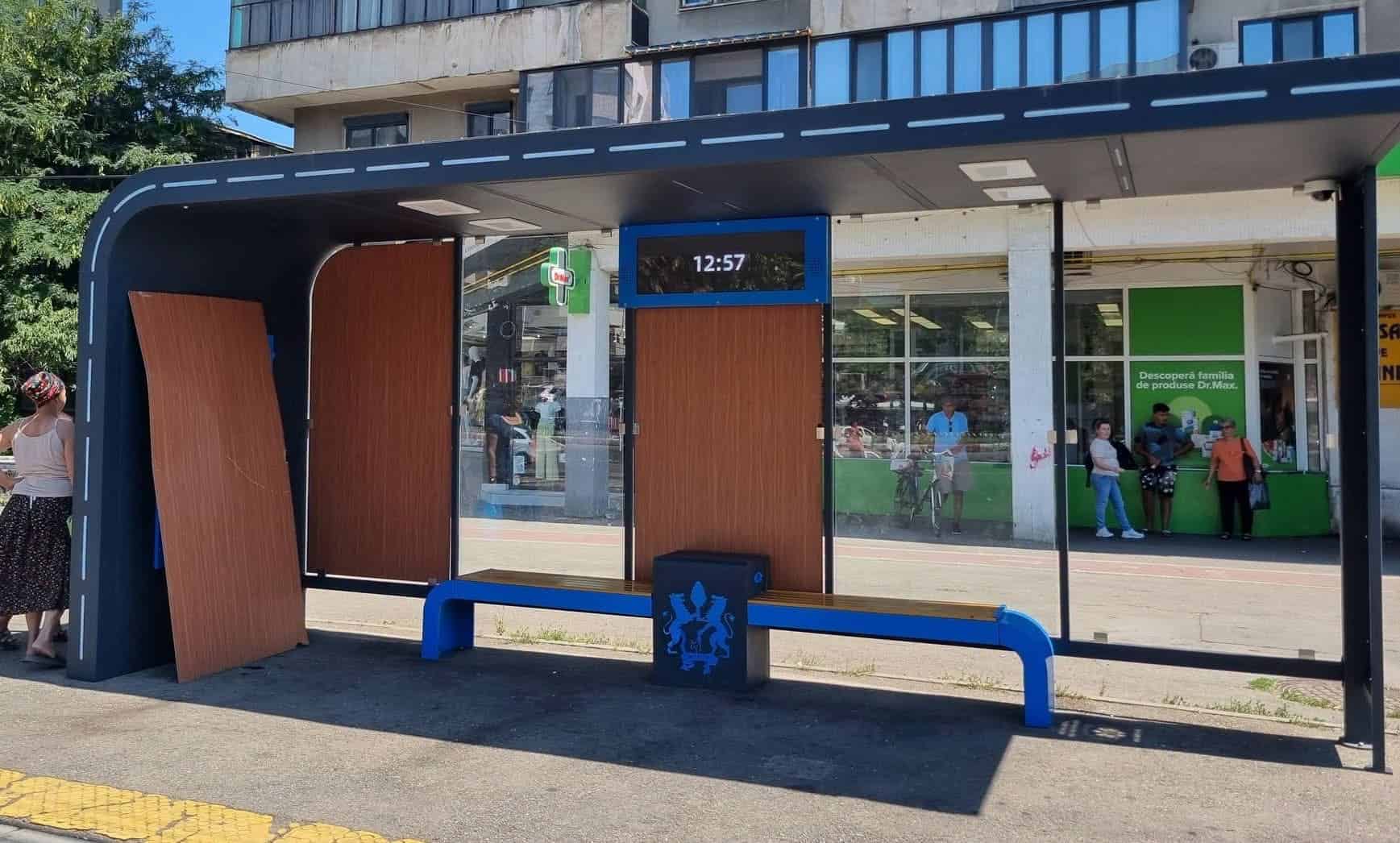Noua stație TCE din Bariera București, vandalizată. Consilierul local Mihai Apostolache cere explicații: „Cine monitorizează aceste stații de zeci de mii de euro?”. Detalii în link-ul din comentarii Noua stație TCE din Bariera București, vandalizată. Consilierul local Mihai Apostolache cere explicații: „Cine monitorizează aceste stații de zeci de mii de euro?”. Detalii în link-ul din comentarii