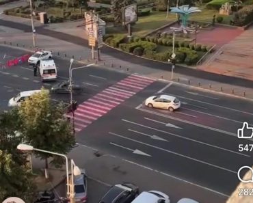 Un copil de 15 ani înjunghiat se afla in ambulanța pusă să ocolească centrul Ploieștiului
