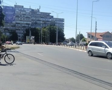 Ploieștean către Primăria Ploiești: „Traversarea la AFI este o ruletă rusească”. Bărbatul solicită refacerea marcajelor rutiere și un limitator de viteză