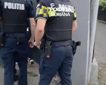 Perchezitii in Ploiesti/ Un barbat de 39 de ani a fost batut si agresat sexual, intr-un apartament din municipiu Perchezitii in Ploiesti/ Un barbat de 39 de ani a fost batut si agresat sexual, intr-un apartament din municipiu