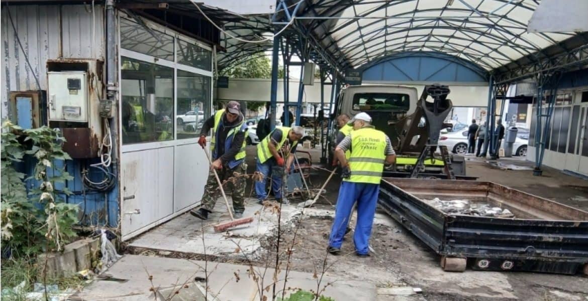 SGU Ploiești demolează toate gheretele din zona Gării de Sud din Ploiești