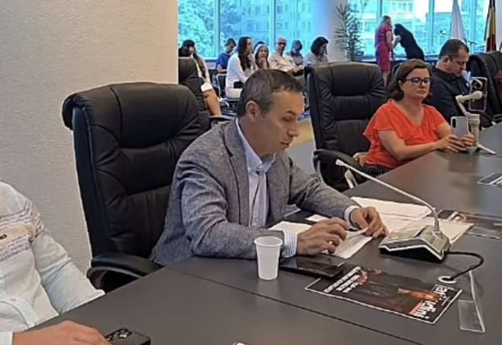 Aproape 130.000 de euro pentru patru regulamente la Primăria Ploiești. Consilier local: „Puteau fi întocmite de Direcția de Urbanism”