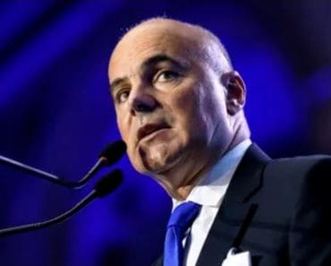 Ipocrizie! Rareș Bogdan acuză Comisia Europeană că sfidează oierii români și spune că măsurile de la Bruxelles „au pedepsit o țară întreagă” Ipocrizie! Rareș Bogdan acuză Comisia Europeană că sfidează oierii români și spune că măsurile de la Bruxelles „au pedepsit o țară întreagă”