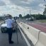 Un șofer de 85 de ani a dat peste o fată pe trecere, în Valea Călugărească